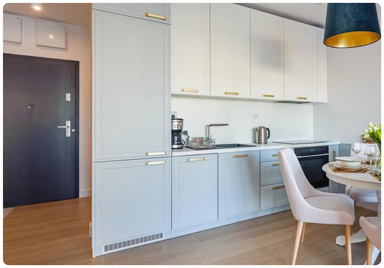Hello Kolobrzeg Polanki Aqua Apartament Premium Eksteriør billede