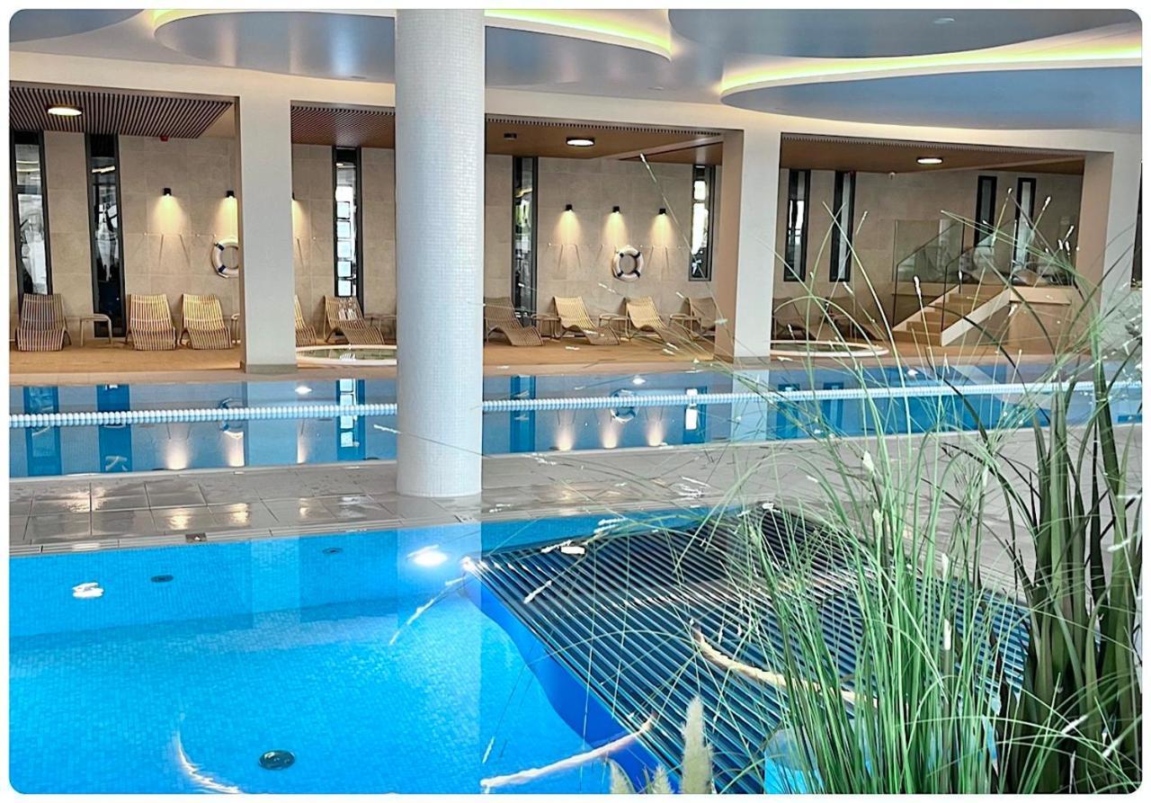 Hello Kolobrzeg Polanki Aqua Apartament Premium Eksteriør billede
