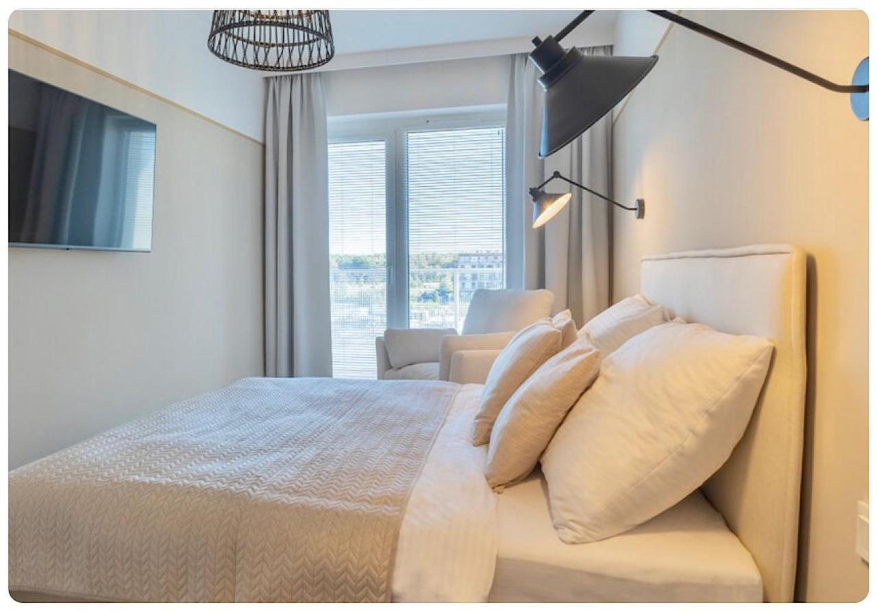 Hello Kolobrzeg Polanki Aqua Apartament Premium Eksteriør billede