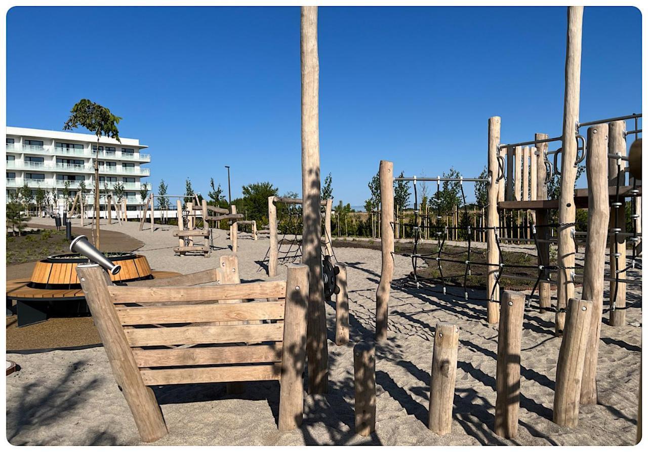 Hello Kolobrzeg Polanki Aqua Apartament Premium Eksteriør billede